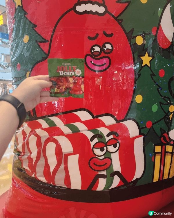 christmas booth in taikoo