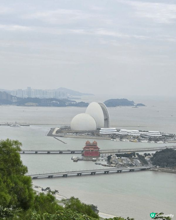 珠海景點多，打卡一流，離香港不遠，是一個不錯的旅遊聖地。