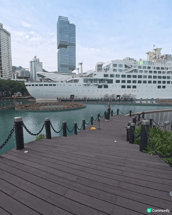 去咗深圳海上世界，呢度真係幾靚又舒服，又有明華倫比大家影相打...