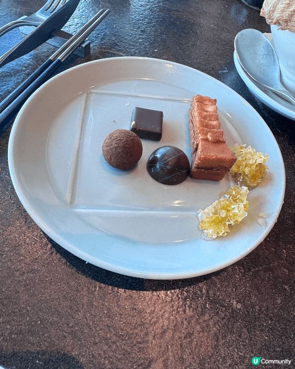 饗a Joy 超抵食，超好食，環境優美，位於101高樓，雖然...