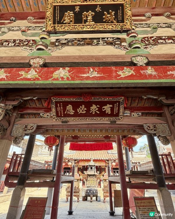 泉州，福建省的文化名城，以豐富的歷史遺跡和獨特的民俗風情著稱...