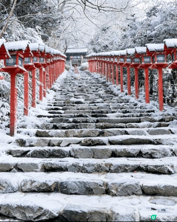 日本京都的貴船神社相信很多朋友都到過，寺前燈籠樓梯一見難忘