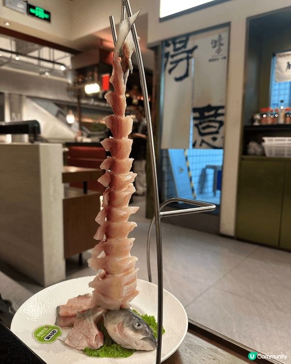 整條生魚放進冬瓜火鍋食，非常鮮甜又健康，推薦給經常北上大魚大...