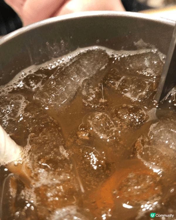 睇完燈飾去到尖東，喺時候食宵夜啦！樂天冰室，老少咸宜，有全日...