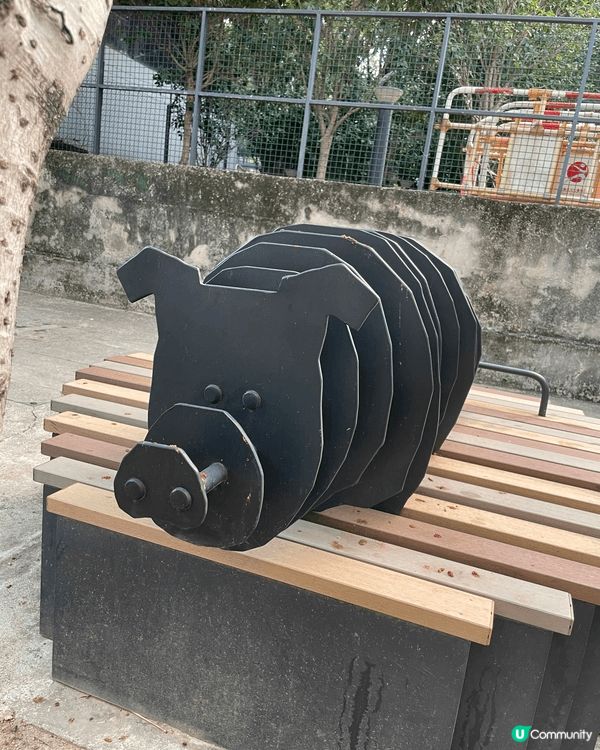 土瓜灣牛棚免費入場，有唔同藝術擺設，城市中充滿綠意，可以悠閒...