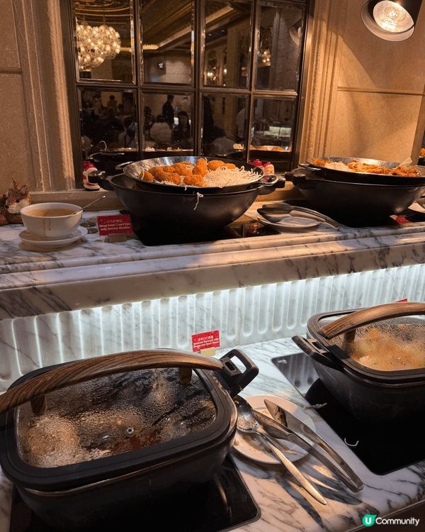 今年聖誕同老公去左食歷山酒店自助餐，呢間酒店之前都想試，因為...