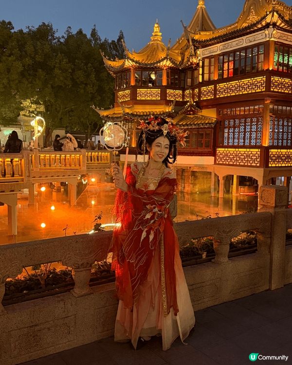 上海豫园夜景特別靚，美食更加多不勝數