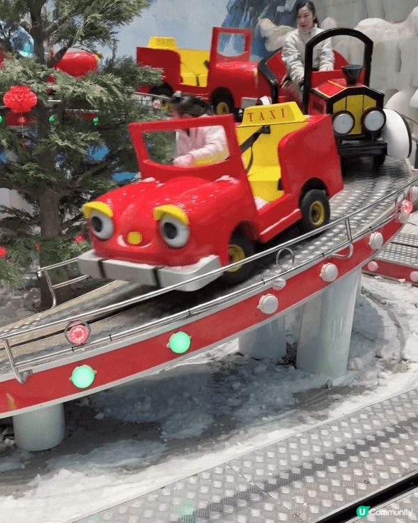 帶住小朋友去唔同地方玩，梗係要影相同拍片，記錄發生嘅開心事啦...