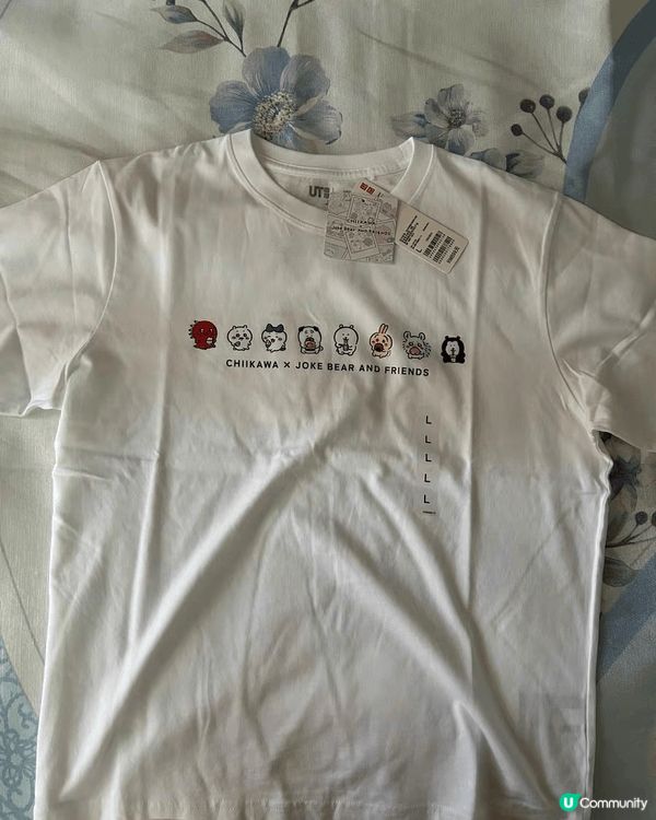 穿上UNIQLO x Chiikawa聯乘T恤，彷彿帶住小夥...