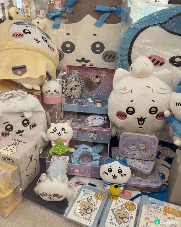 在moko新世紀廣場行街的時候，發現其中一層有一個展示櫃展出...