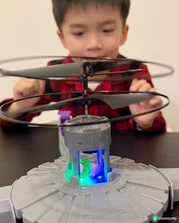 拆禮物開心！🎁 聖誕驚喜開箱！🎄