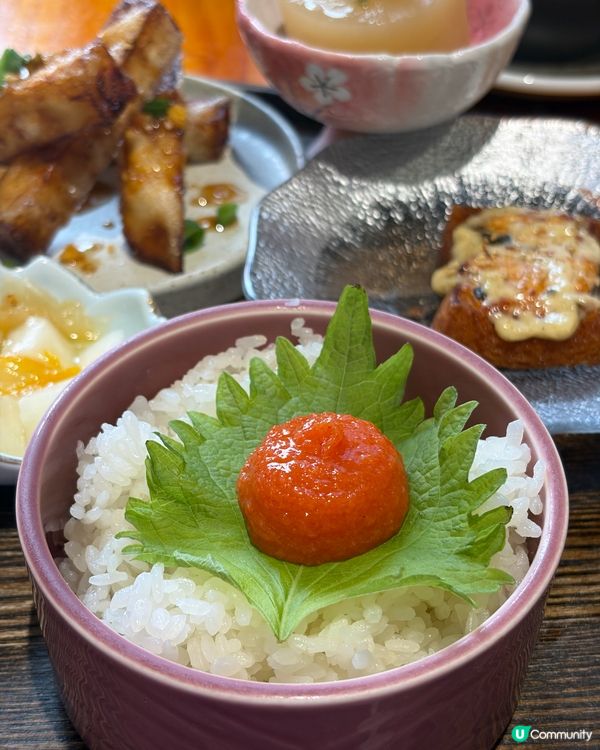 日式喫茶店內的打卡多品料理✨