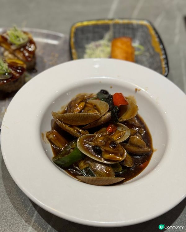 呢間放題連北京烤鴨 羊楠煲都有