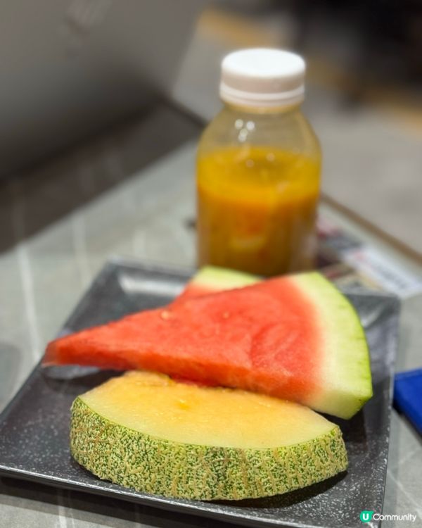 呢間放題連北京烤鴨 羊楠煲都有