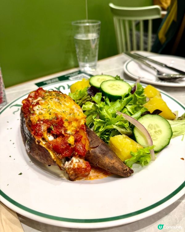 Oliver’s Super Sandwiches