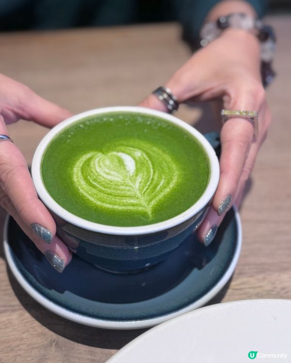 蜜瓜竹炭窩夫🤤脆軟糯米香！