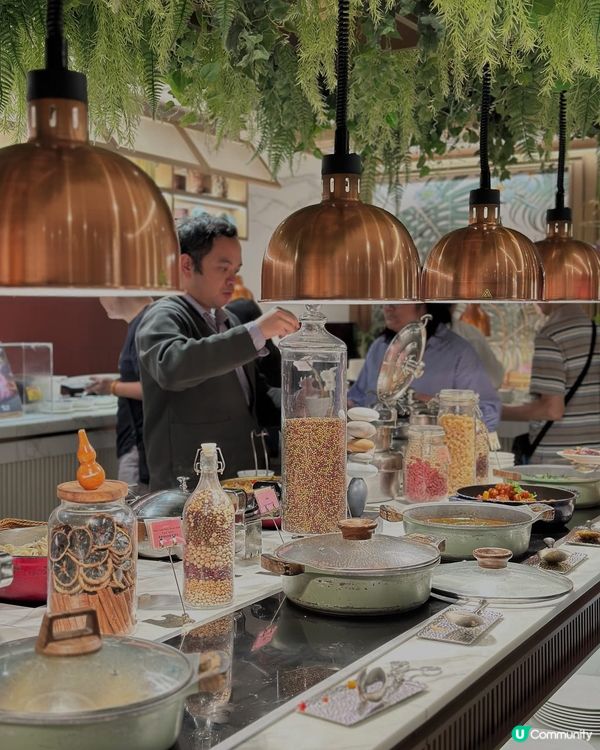 全新酒店🏨自助餐龍蝦🦞生蠔🦪雪場蟹腳🦀通通吃到飽