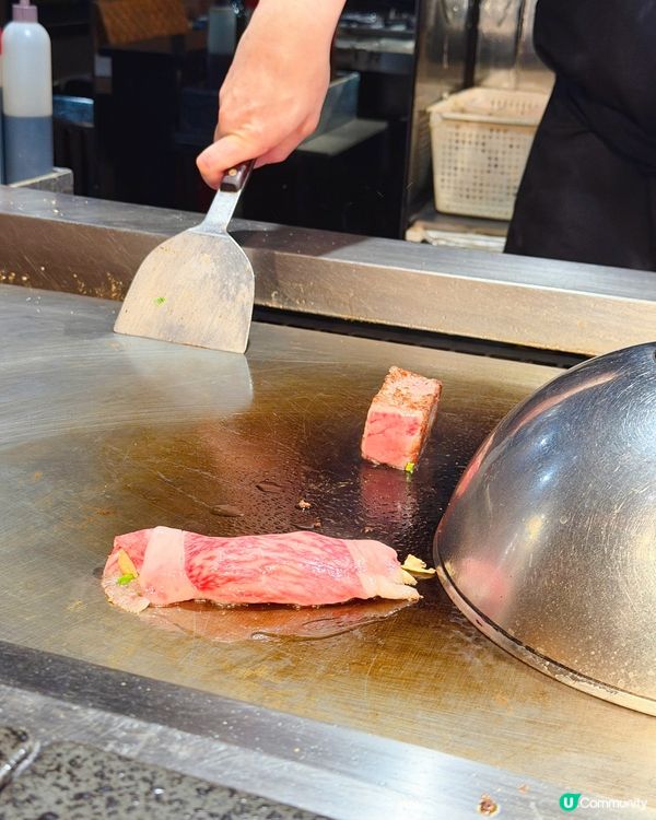 跟閨蜜聚會相約去吃吃鐵板燒盛宴🥰選了位於尖沙咀的｢秋田｣~來...