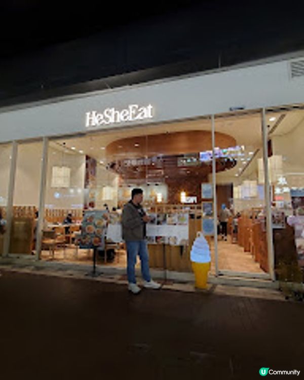 HeSheEat．日系木調咖啡廳嘅溫柔