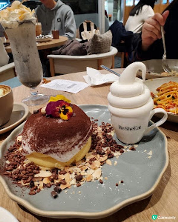 HeSheEat．日系木調咖啡廳嘅溫柔