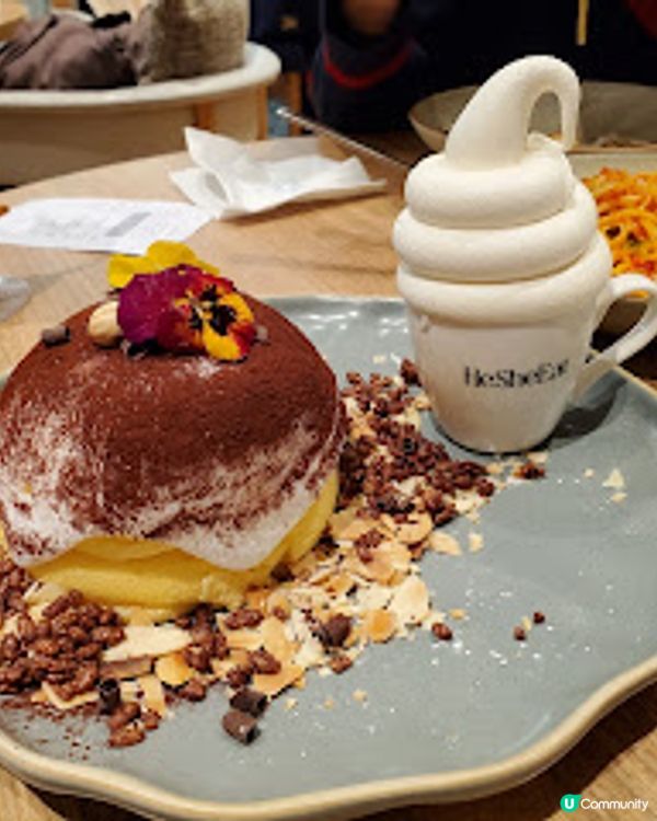 HeSheEat．日系木調咖啡廳嘅溫柔