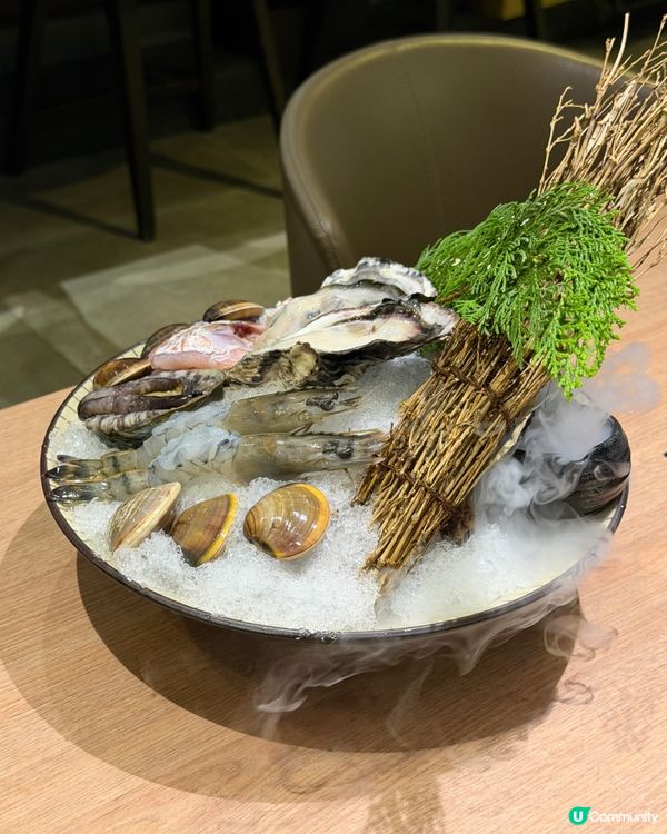 日式滋立鍋物貼心服務😋位置好方便！🍲