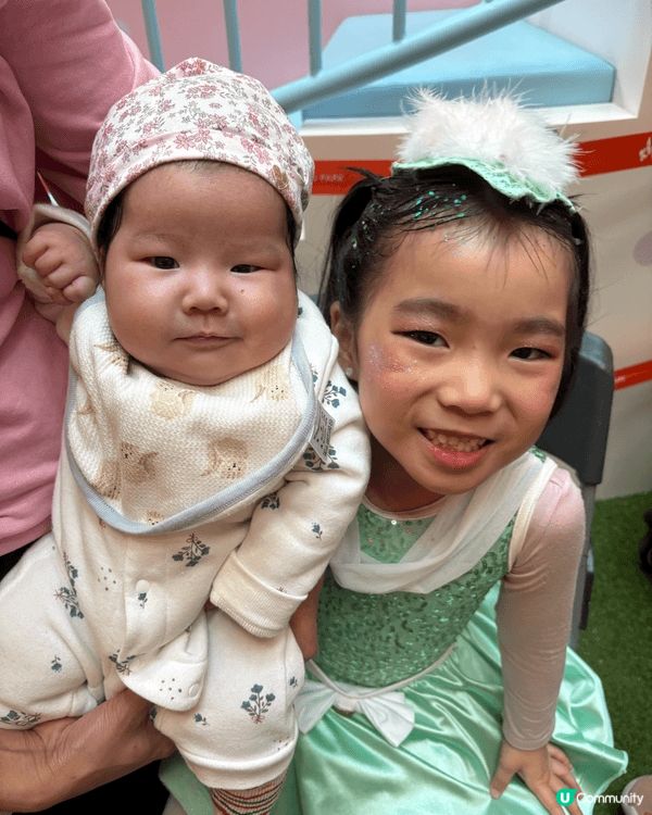 聖誕節🎄之之家姐👧🏻梗係要帶埋妹妹👶🏻四周圍去玩去打卡啦🥰🎈...