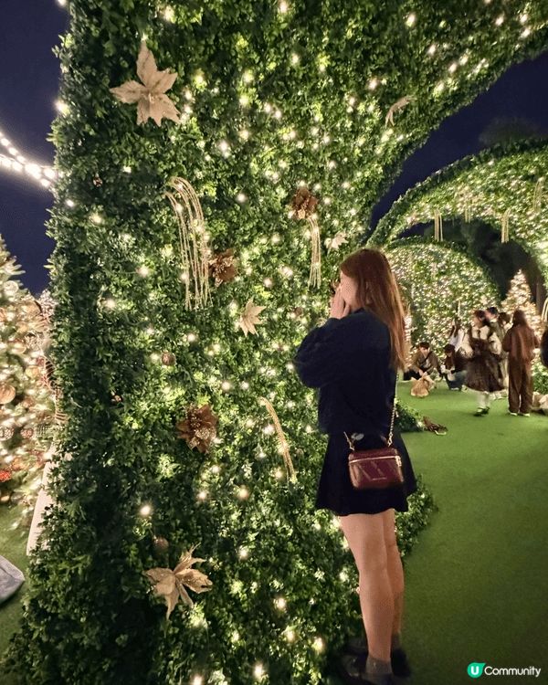 今年聖誕好多人都去咗西九聖誕小鎮打卡 🎄 的確超多靚位可以留...
