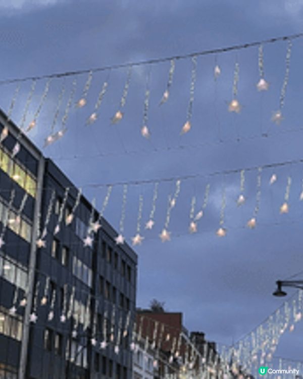 英國倫敦麗晶街 (Regent Street)，為於市中心購...