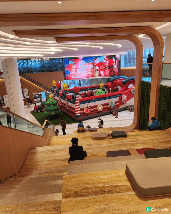 【元朗親子放電首選！朗壹廣場「彈彈跳聖誕列車」吹氣樂園登場🎄...