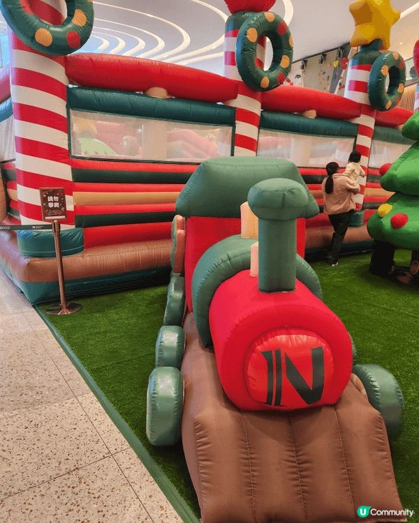 【元朗親子放電首選！朗壹廣場「彈彈跳聖誕列車」吹氣樂園登場🎄...