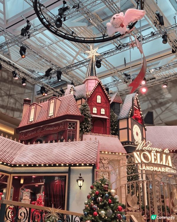 頭兩張相片是在尖沙咀和尖東影的，半島酒店是和Chanel 合...