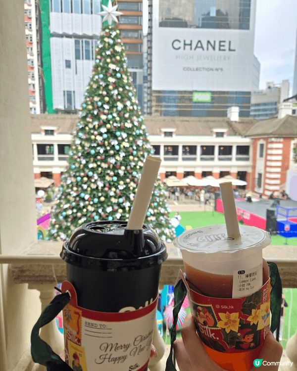 頭兩張相片是在尖沙咀和尖東影的，半島酒店是和Chanel 合...