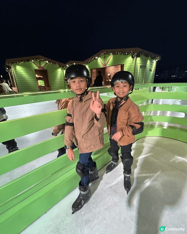 聖誕節到了廈門摘桔，玩了卡丁車；