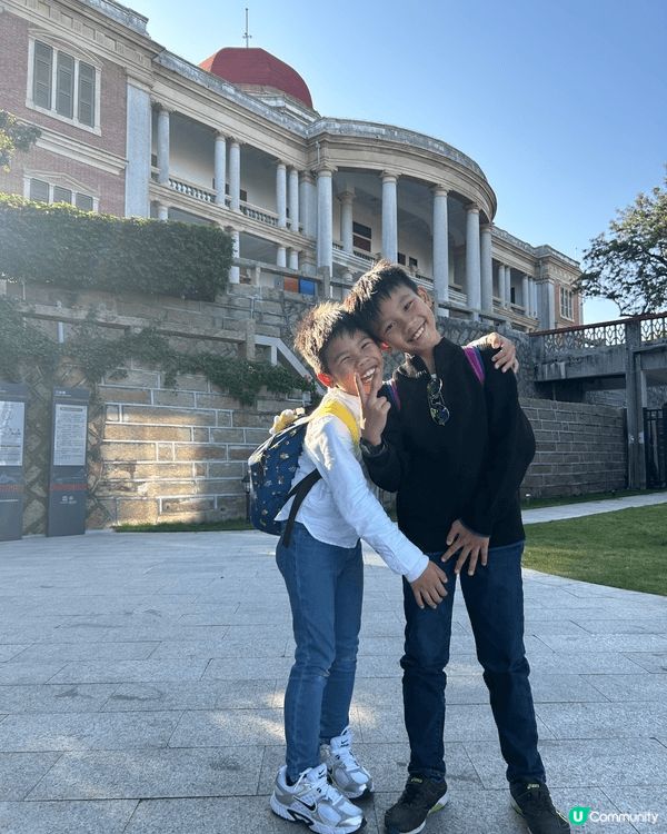 聖誕節到了廈門摘桔，玩了卡丁車；