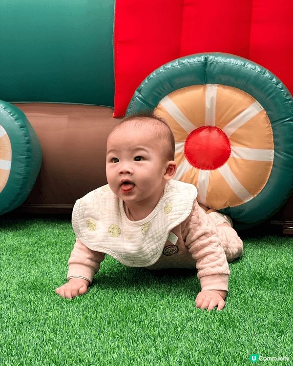 聖誕節真是一個充滿歡樂的節日，大人小孩都玩得開心🥳繼續尋覓新...
