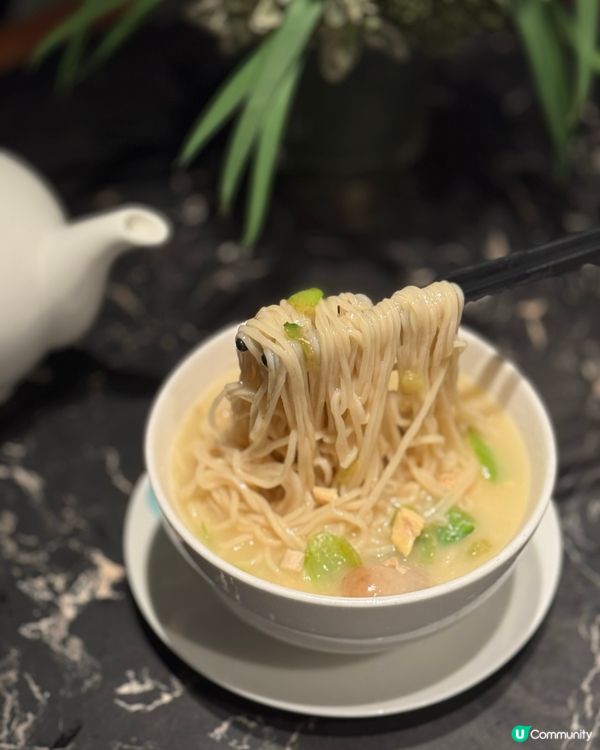 尖沙咀滬菜🤤鐵板小籠包必試！石鍋竹笙蟹粉嫩豆腐都好出色