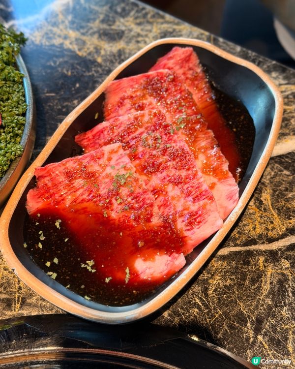 弘大必食炭燒烤肉！原條牛仔骨專人代燒🤤