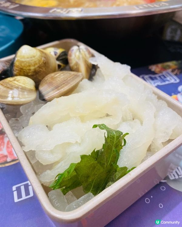 尖沙咀➡️➡️➡️牛站(駅)麻辣火鍋放題