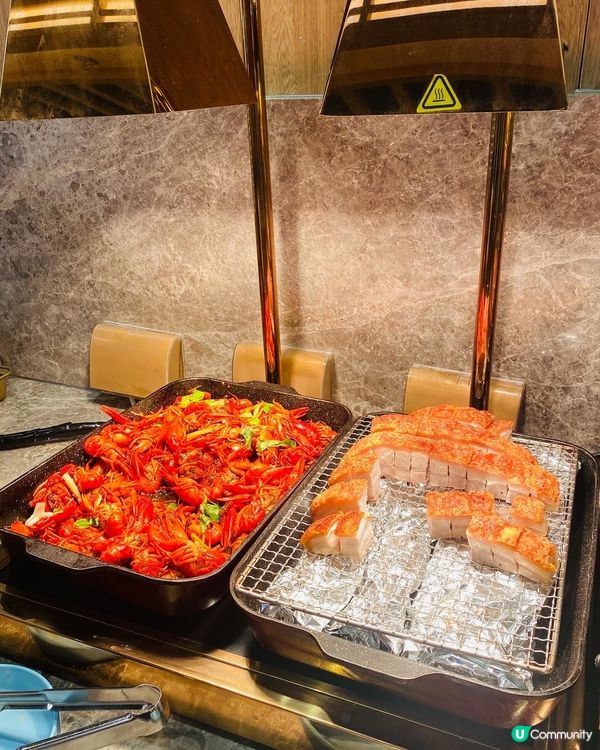 尖沙咀➡️➡️➡️牛站(駅)麻辣火鍋放題