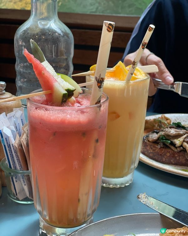 花海裡的早午餐驚喜