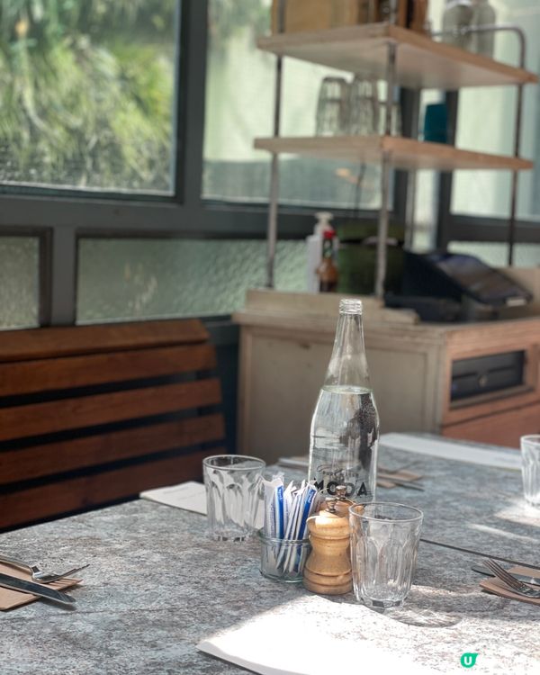 花海裡的早午餐驚喜