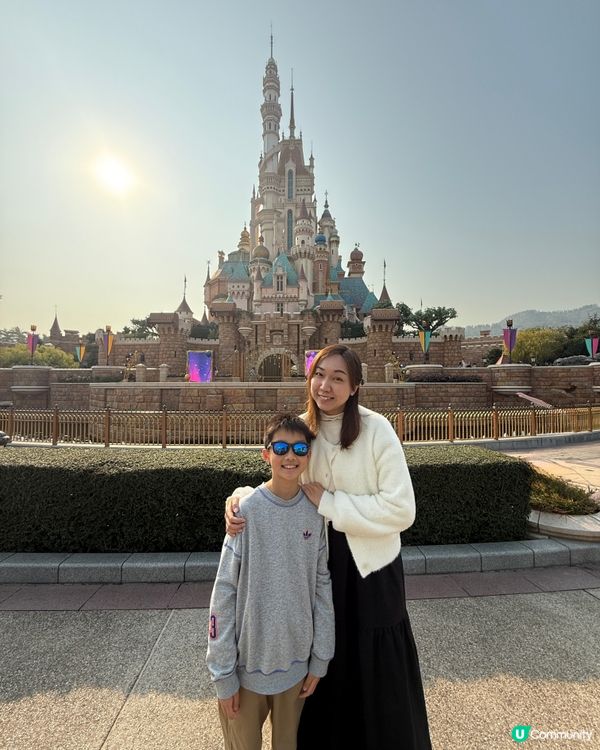 珍惜還會和我手牽手一齊去迪士尼拍拖嘅日子