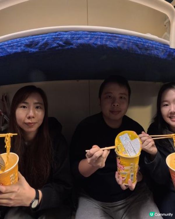 【中國鐵路】青春沒有售價2，帶家人坐綠皮火車。挑戰26小時坐綠皮臥鋪 + 動車！深圳東➡️重慶北➡️我在零下10度的蘭州等你🚆❤️﻿🌍｜momojoejoe 4K VLOG