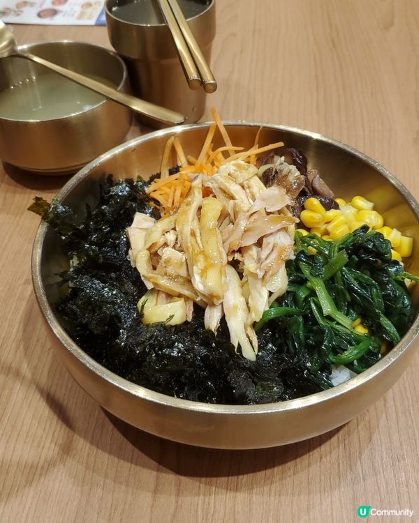 韓式拌飯，昨昨晚呀媽爸朋友有演出，放工自己一個人食飯，今晚晚...