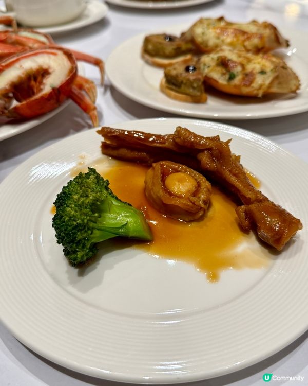 灣仔⭐️自助餐擦餐勁！龍蝦鮑魚片皮鵝！🦞🔥