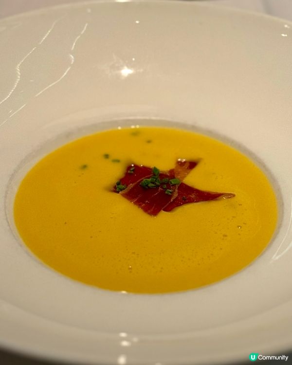 銅鑼灣精緻樓上法國菜 氣氛浪漫食物一流