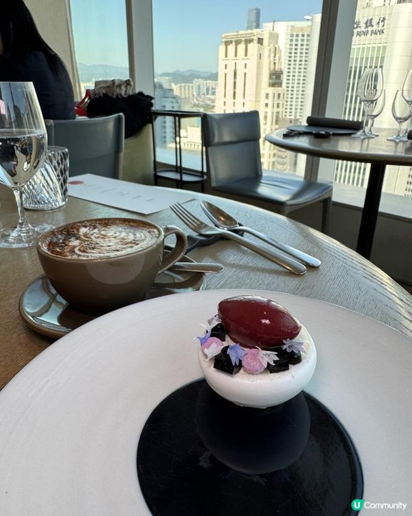 喺中環步入芬蘭綠色森林嘆米芝蓮