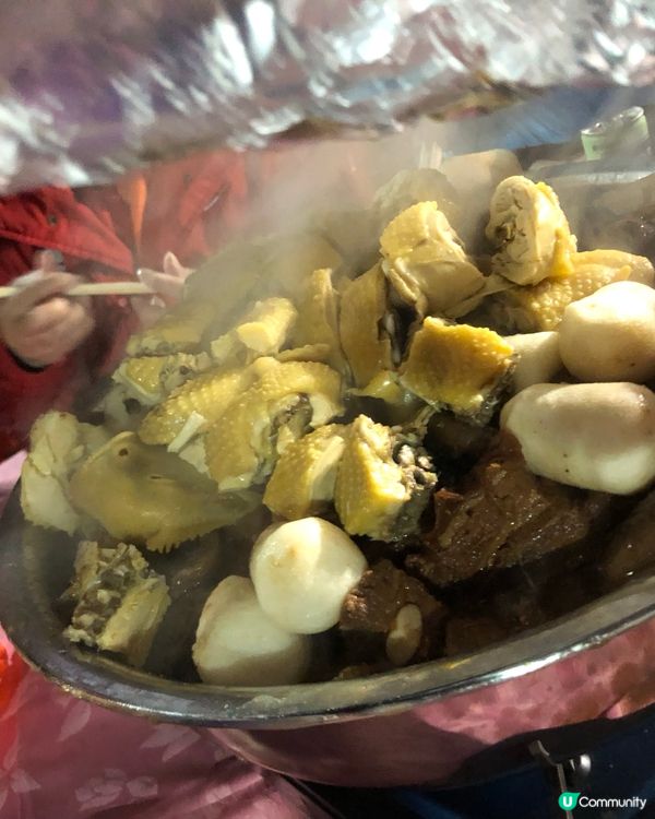 盆菜宴熱鬧非凡！🥳