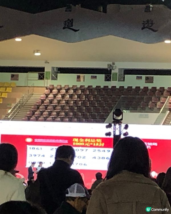 盆菜宴熱鬧非凡！🥳